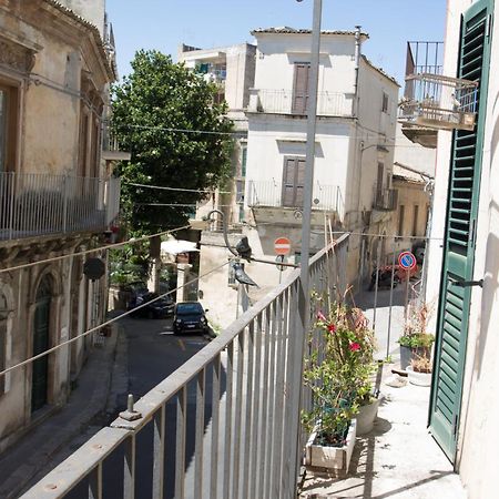 Casa Verde Dafni Ragusa Esterno foto